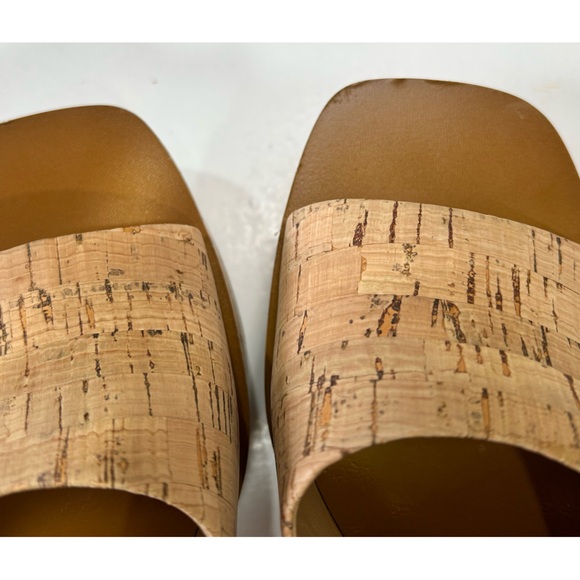 Veronica Beard Tan Cork Mules with Square Toe and Minimalist Design , Size 9.5 - Picture 8 of 8